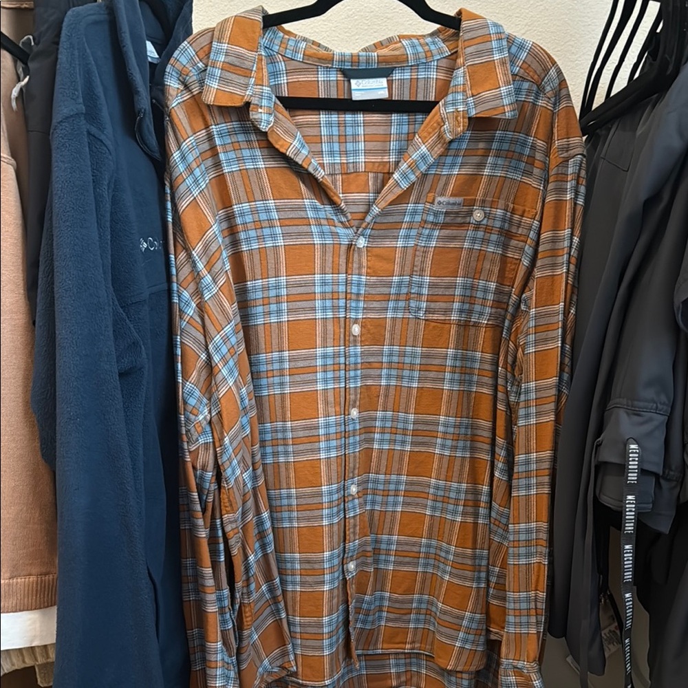 Columbia Casual Button Down Shirt Orange and Blue